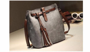 Vetro Daily Messenger Bag
