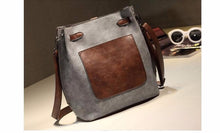 Vetro Daily Messenger Bag