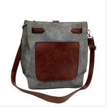 Vetro Daily Messenger Bag