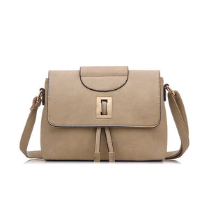 Retri Shoulder Bag | Camel