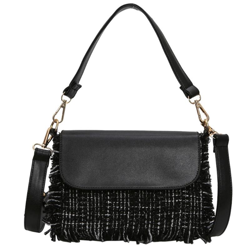 Hobe Black Leather Bag| Black