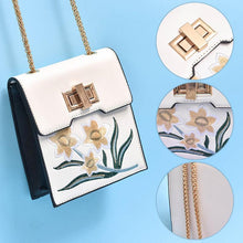 Delicate Flower Handbag| Blues | Pinks | Whites