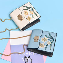 Delicate Flower Handbag| Blues | Pinks | Whites