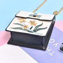 Delicate Flower Handbag| Blues | Pinks | Whites